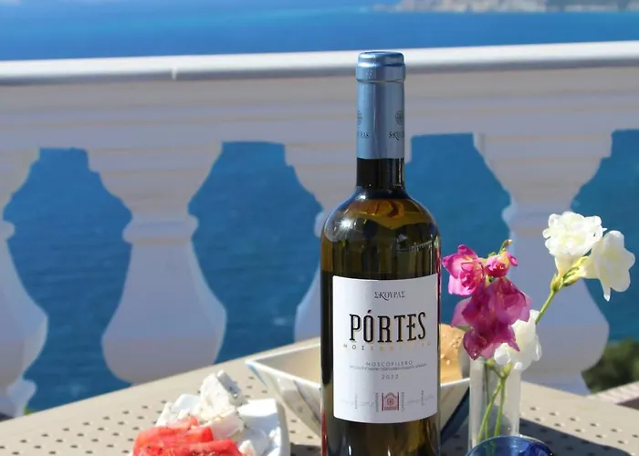 Bettina 2nd Floor Willa *