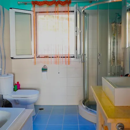 Bettina 2nd Floor Villa *