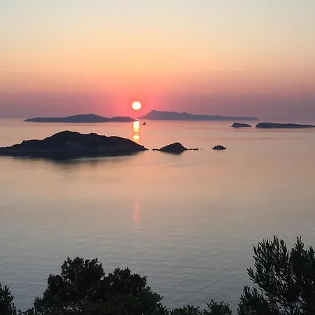 Bettina 2nd Floor Villa *